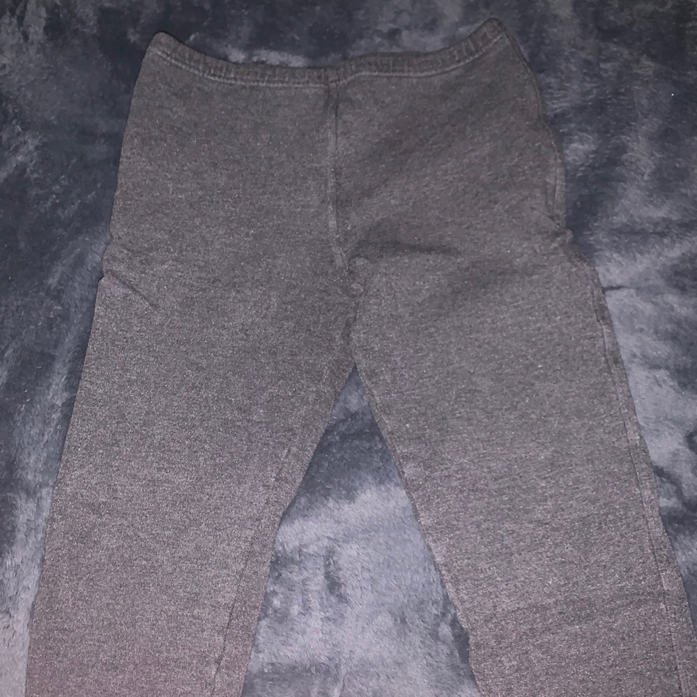 Grey leggings